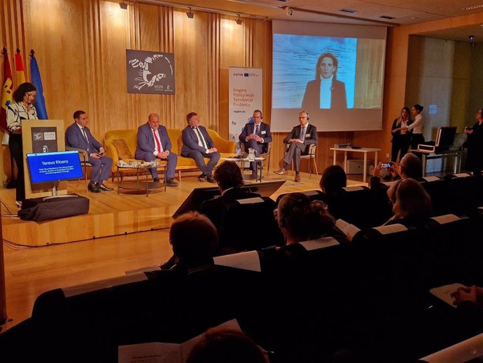 Seminario sobre el rol de las 'Pequeñas y medianas ciudades: impulsoras del desarrollo sostenible y la cooperación urbano-rural' celebrado en Cuenca