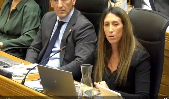 Ángela Pumariega, portavoz del PP y vicealcaldesa de Gijón, durante su intervención en el Pleno Municipal.