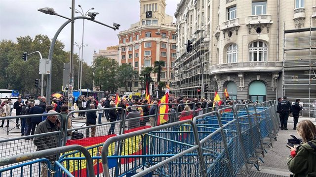 Els manifestants contra la investidura de Pedro Sánchez
