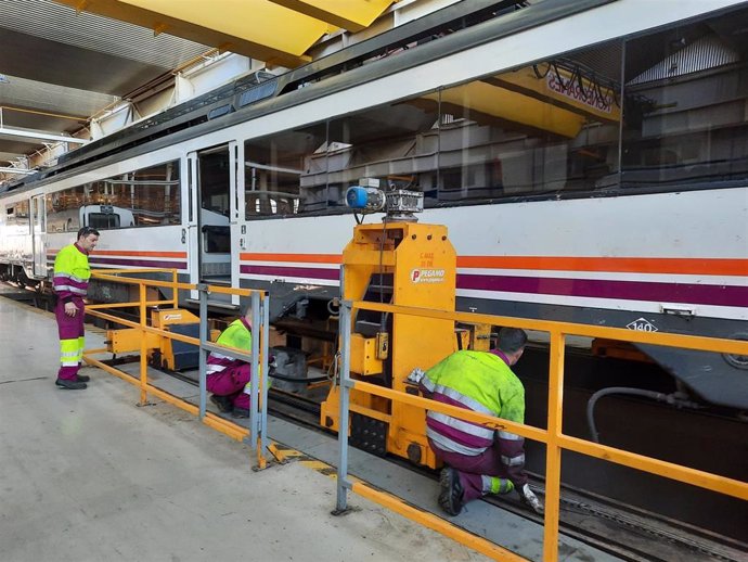 Base de mantenimiento de Renfe en Zaragoza.