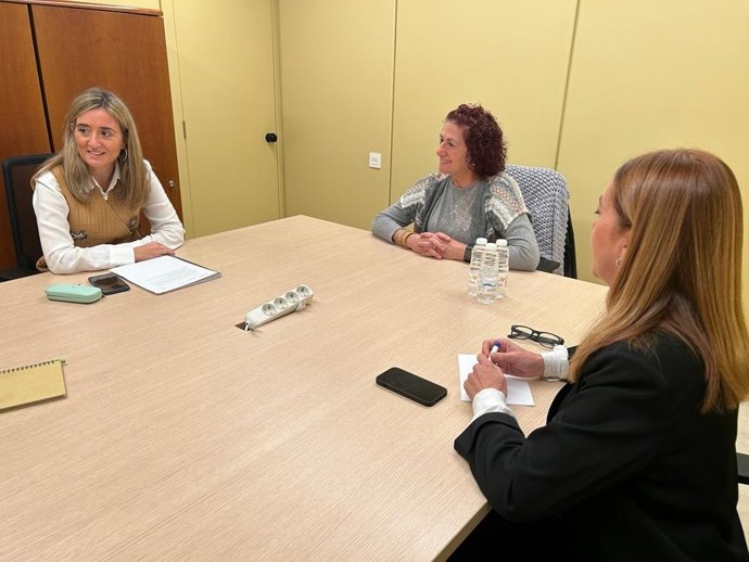 Reunión PP con enfermos ELA