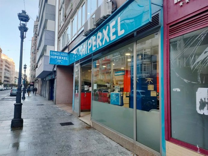 Archivo - Arquivo - Establecemento de Hiperxel situado en Vigo.