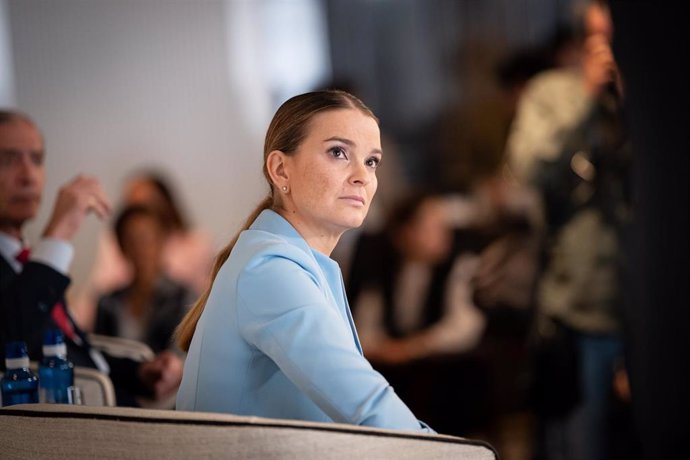 La presidenta del Govern, Marga Prohens, durante el Desayuno Informativo de Europa Press.