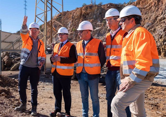 El presidente de la Diputación de Huelva, David Toscano, en su visita a las instalaciones de la compañía Atalaya Mining.