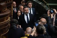 Abascal amenaza Feijóo con dejar de apoyar al PP si no impide en el Senado que se tramite la Ley de Amnistía