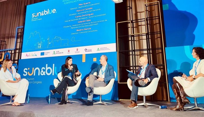 La alcaldesa de San Fernando, Patricia Cavada, participa en el Blue Tourism Innovation Congress Sun&Blue de Almería