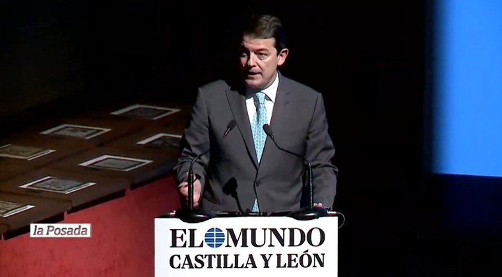 El presidente de la Junta, Alfonso Fernández Mañueco, durante su intervención en la Gala de la XI edición de los Premios La Posada de El Mundo-Diario de Castilla y León
