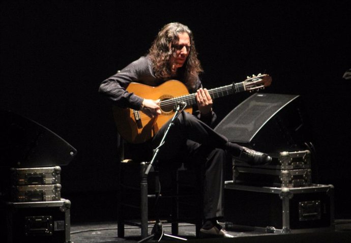 Archivo - Imagen de recurso de un guitarrista flamenco.