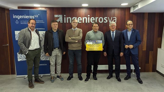 La Fundación Eusebio Sacristán recibe 1.500 euros donados por ingenierosVA en los VI Premios de la Industria.