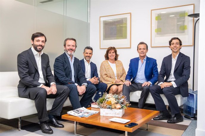 Presidente y socios de Nexxus Iberia.