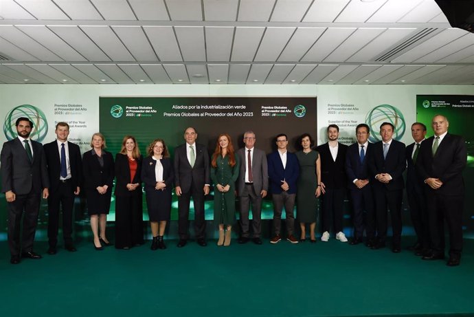 Iberdrola premia el valor añadido de sus proveedores en la transición energética