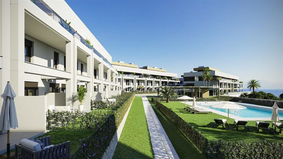 Archivo - Imagen de Symphony Suites, una promoción de Metrovacesa con vistas al mar en Cancelada, Estepona (Málaga).