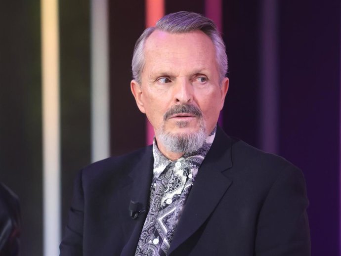 Miguel Bosé en la rueda de prensa de MEDIASET