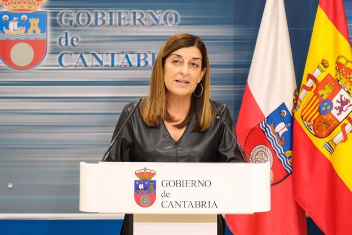 . La Presidenta Del Gobierno De Cantabria, María José Sáenz De Buruaga, Realiza Declaraciones Sobre La Investidura Del Presidente Del Gobierno De España, Pedro Sánchez.