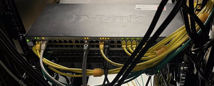 Conmutador de D-Link integrado en el clúster computacional de la Universidad Rey Juan Carlos (Madrid)