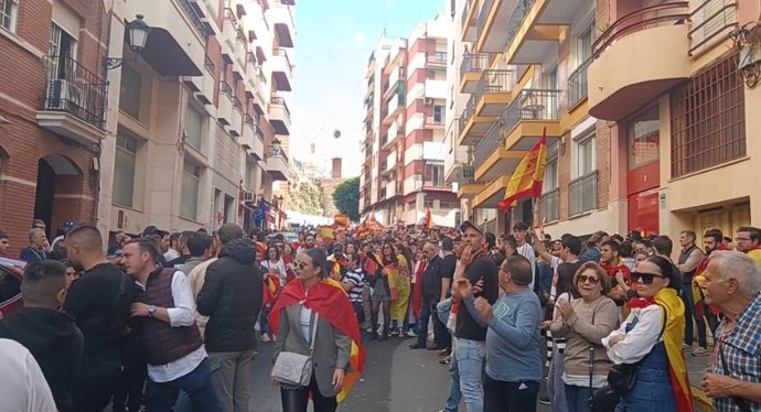 Concentración ante la sede del PSOE de Huelva el pasado domingo 12 de noviembre.