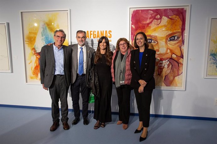 Inauguración de la exposición 'Mujeres Afganas'.