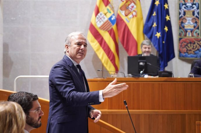 Jorge Azcón es el presidente de la Comunidad Autónoma de Aragón.