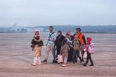 Foto: O.Próximo.- Alivio y pesar entre los 139 españoles y sus familiares evacuados de Gaza a su llegada a España