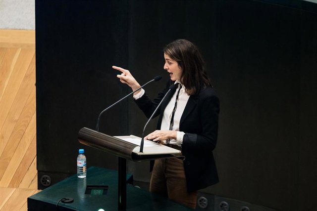 La portavoz de Más Madrid en el Ayuntamiento, Rita Maestre, interviene durante una sesión extraordinaria del Pleno municipal en el Ayuntamiento de Madrid, a 17 de noviembre de 2023