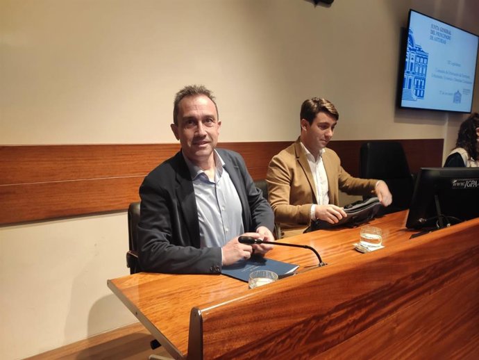 Ovidio Zapico, en una comisión parlamentario