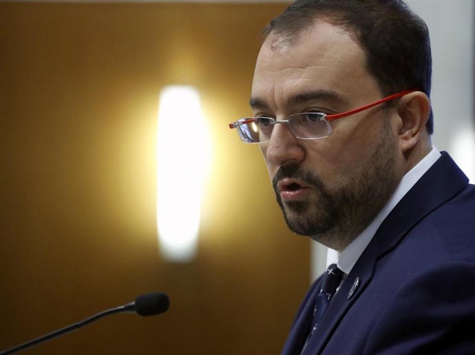 Adrián Barbón en rueda de prensa tras el consejo de Gobierno.