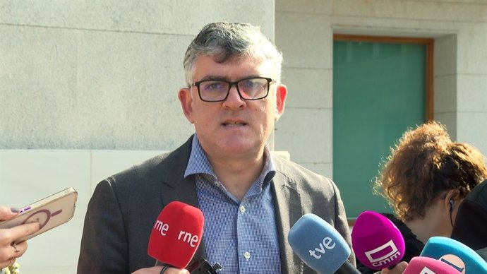 El diputado regional del PSOE, Ángel Tomás Godoy