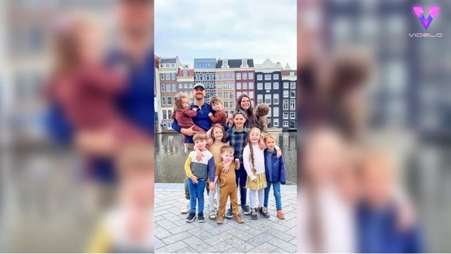 Unos padres revelan cómo pasaron de 0 a 9 hijos en tres años y consiguieron pasar seis meses viajando por Europa como una familia de 11 miembros.