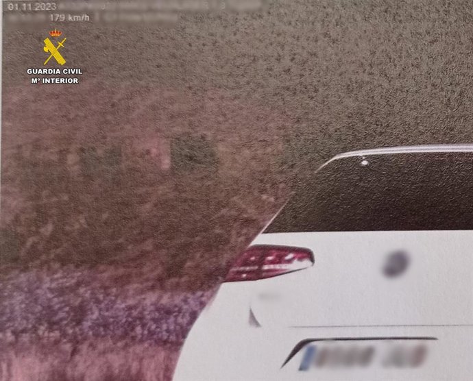 Vehículo captado a  casi 190 kilómetros por hora en una carretera nacional de Almería.