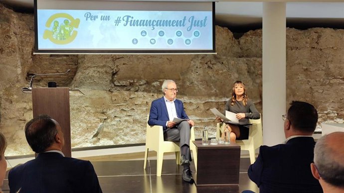 Acto organizado por la Plataforma per un Finanament Just organizado con motivo del aniversario de la movilización de 2017 para reclamar el cambio de modelo y en el que se ha firmado una declaración conjunta.