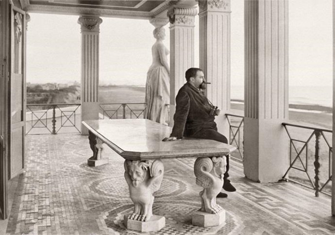 Archivo - Imagen de Blasco Ibáñez en su casa de la Malvarrosa, en Valncia, hoy Casa Museo. 