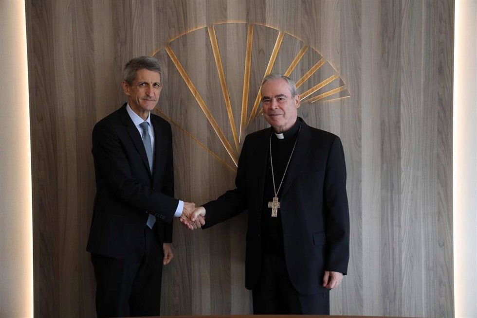 Fundación Bancaria Unicaja renueva su apoyo al Obispado para conservar patrimonio histórico-artístico.