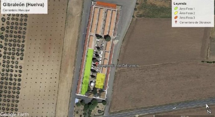 Imagen aéresa del cementerio de Gibraleón (Huelva)  con las áreas en las que se encontrarían las tres fosas.