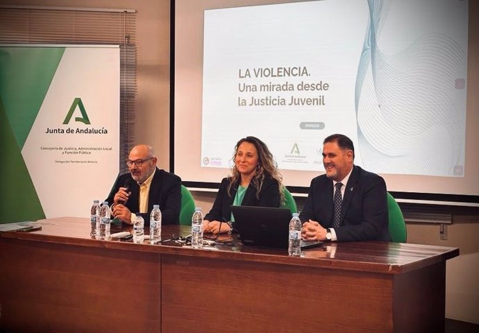 Jornadas de formación de docentes en prevención de la violencia escolar.