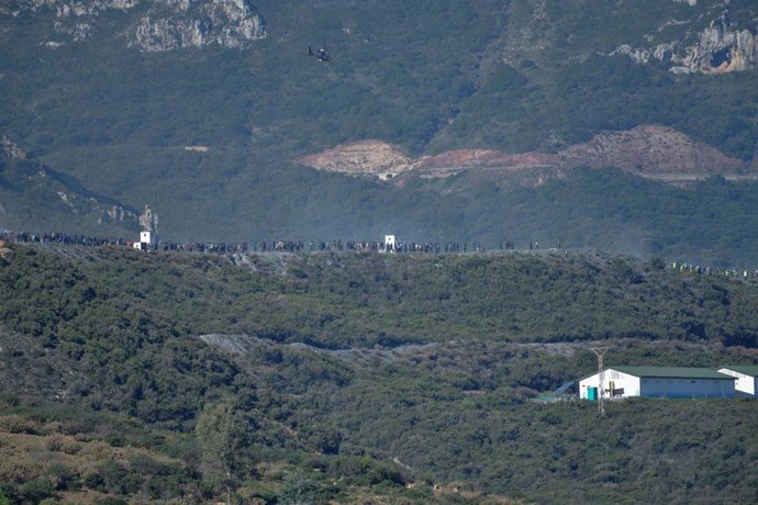 Vista de la zona de Sidi Brahim el día en el que inmigrantes subsaharianos han intentado entrar a Ceuta, a 17 de noviembre de 2023, en Ceuta (España)