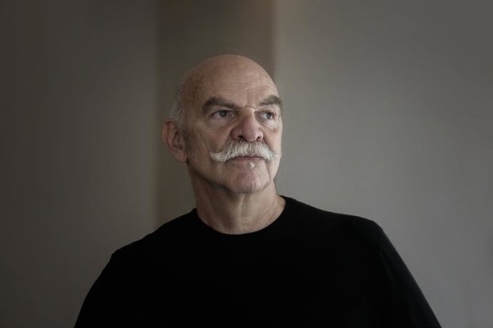 Nota De Prensa: El Cal Convoca Al Escritor Y Periodista Argentino Martín Caparrós Para Conversar Sobre La Historia Del Presente Y Entender El Mundo Que Vivimos