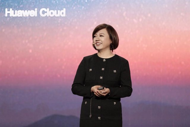 Speech by Jacqueline Shi, President of Huawei Cloud Global Marketing and Sales Service