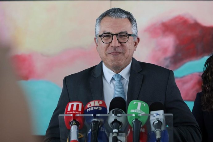 El ministro de Relaciones Institucionales de Brasil, Alexandre Padilha