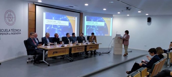 Acto de constitución del Talent Lab-UHU en 'Nuevas Tecnologías. Aplicación 4.0'.