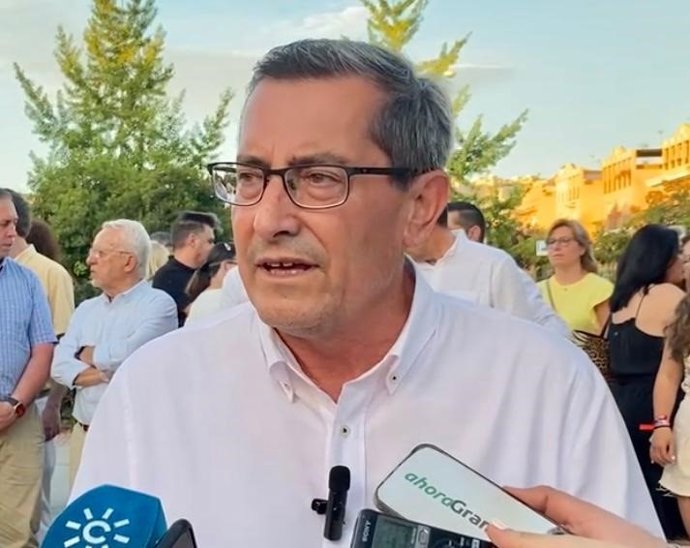 Archivo - El secretario general del PSOE de Granada, Pepe Entrena, en imagen de archivo