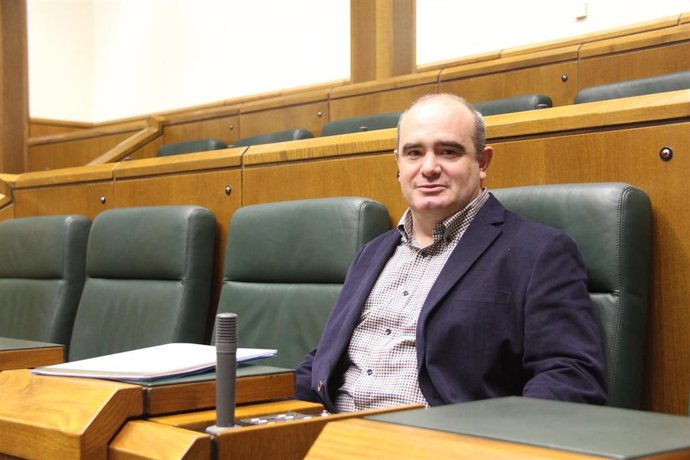 Archivo - Aitor Urrutia Oianguren como nuevo parlamentario 'jeltzale', en 