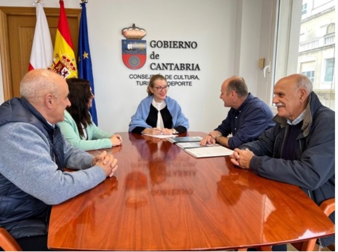 Reunión consejera de Cultura, Turismo y Deporte con alcalde de Voto