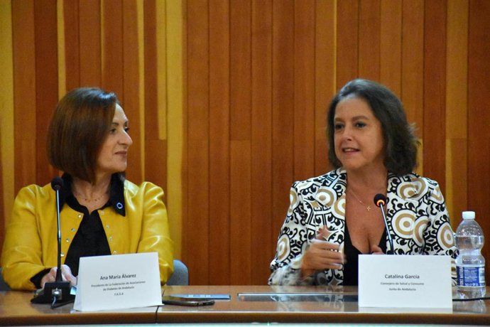 La consejera de Salud y Consumo, Catalina García, durante la inauguración del Congreso Andaluz de Diabetes en Huelva