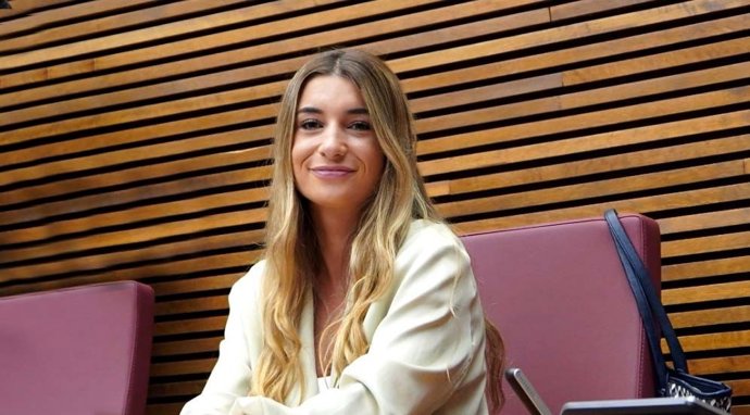 La portavoz de Empleo del Grupo Popular en Les Corts, Candela Anglés