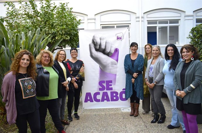 Celebración de las Jornadas Feministas organizadas por IU en Málaga.