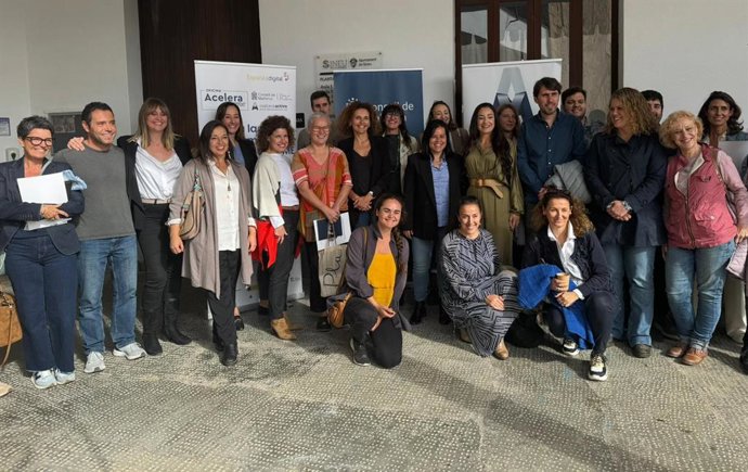 El Consell celebra la joranda 'Construyendo juntas: Mujeres empresarias, tecnología y equidad'