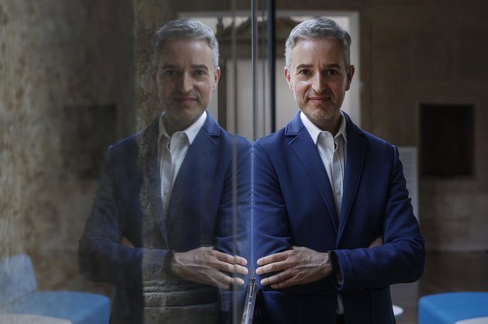 Archivo - El director del Centre del Carme Cultura Contempornia de Valncia (CCCC), José Luis Pérez Pont, en imagen de archivo