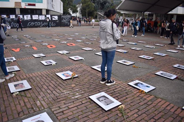 Archivo - Homenaje a las víctimas de las masacres en Colombia