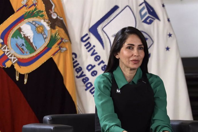 Archivo - October 3, 2023, Guayaquil, Ecuador: (INT) Ecuador's Presidential candidate Luisa Gonzalez speaks to University students. September 03 2023, Guayaquil Ecuador: Ecuador's Presidential candidate,  Luisa Gonzalez, held a meeting in Guayaquil with y
