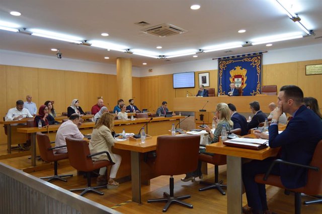 El Pleno de Ceuta debatirá la creación de una empresa municipal de producción y comercialización de energía eléctrica.